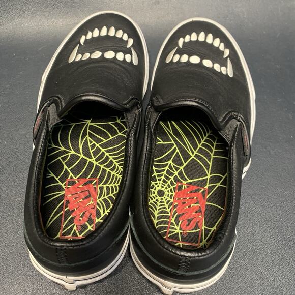 Vans Classic Slip On Leather Mens Shoes Size 6, Womens 7.5, Vampire Teeth Fangs main image 8